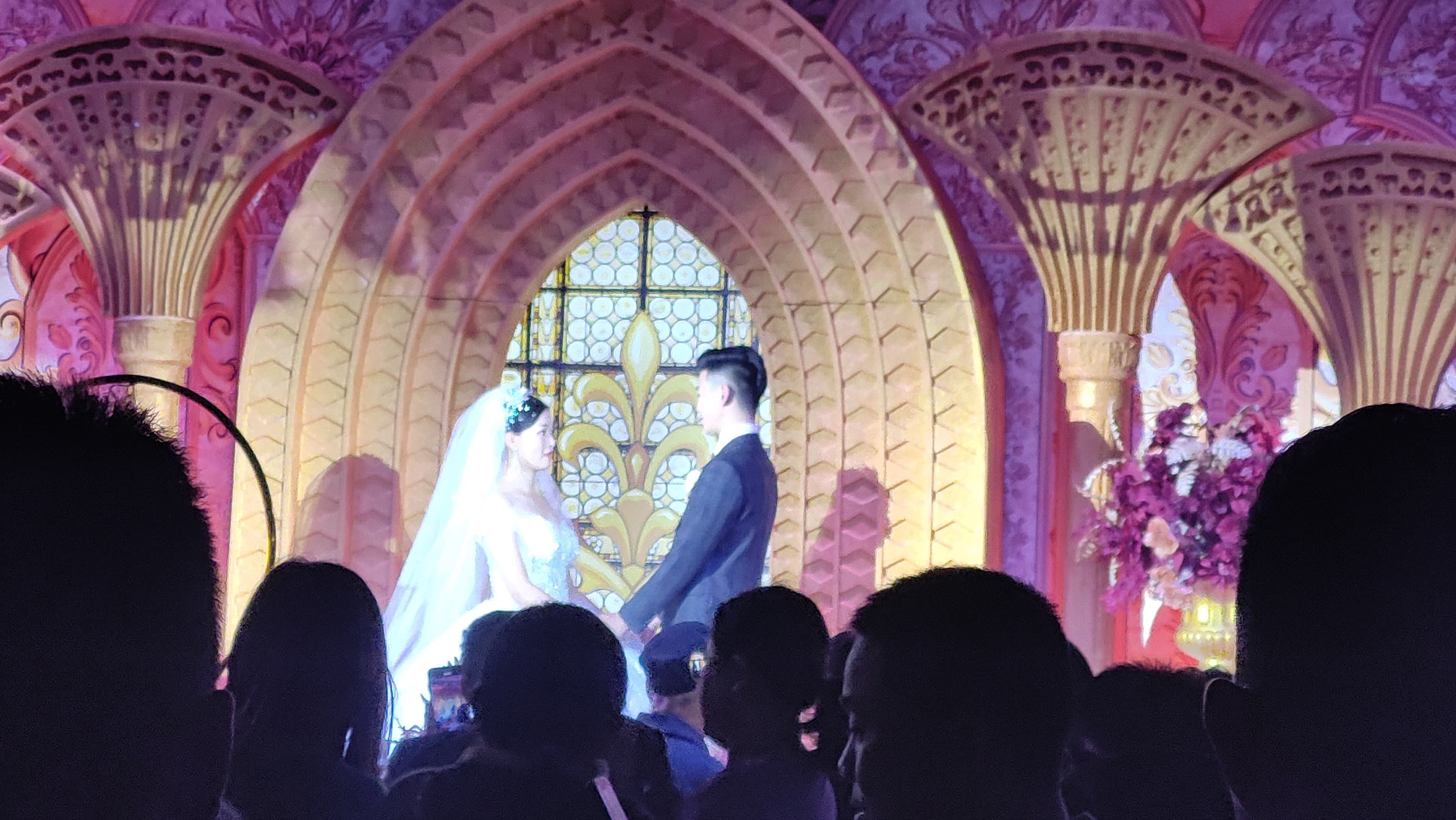 成家立业,业立家成